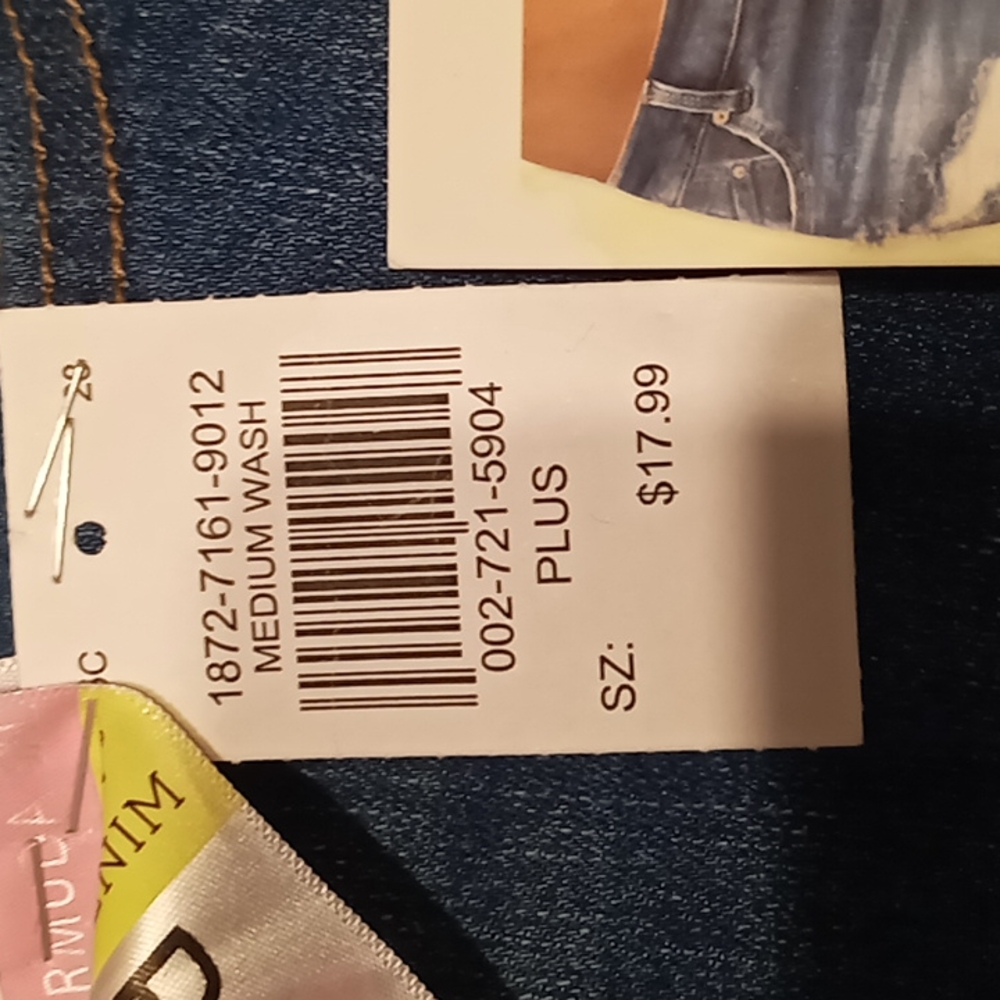 Denim Ripped Shorts - Picture 3 of 3